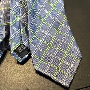The tie bar stain resistant silk Blue and Green plaid Geometric Pattern Tie
